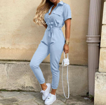 ISALINE | Minimalistische Jumpsuit met Elegante Knoopsluiting