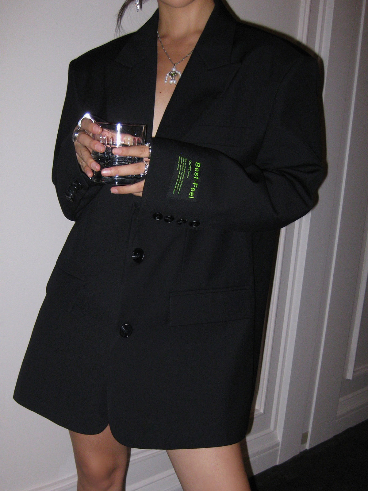 CASSANDRA – Oversized Klassieke Blazer met Revers, Knopen en Praktische Zakken