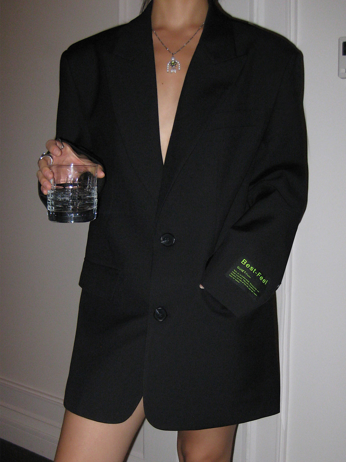 CASSANDRA – Oversized Klassieke Blazer met Revers, Knopen en Praktische Zakken