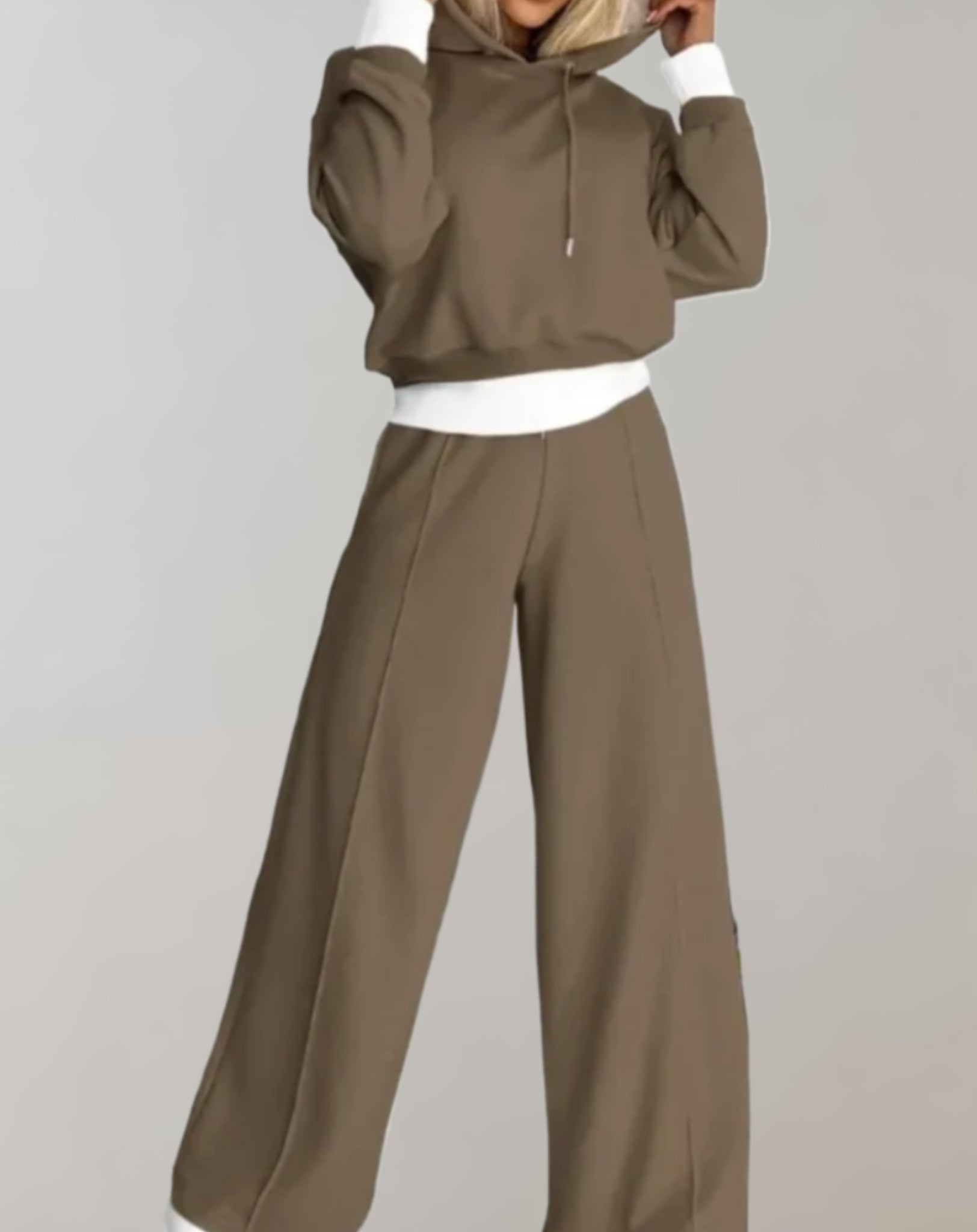 Cosette - Elegante tweedelige set in capuchon en wijde broek