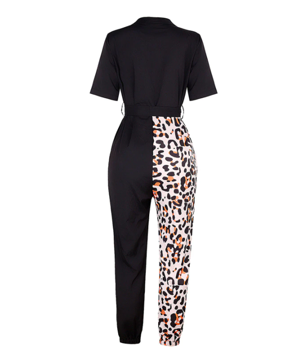 ISALINE | Minimalistische Jumpsuit met Elegante Knoopsluiting